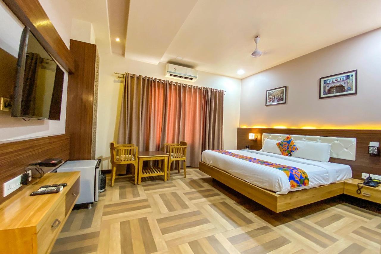 Hotel Royal Gm Plaza à Jaipur Extérieur photo