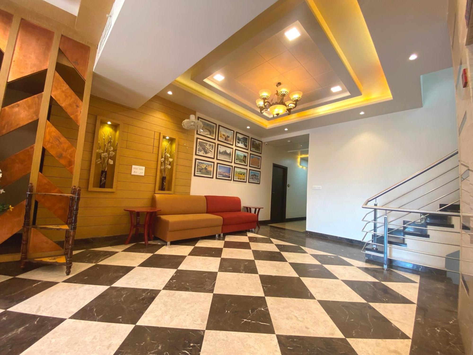 Hotel Royal Gm Plaza à Jaipur Extérieur photo